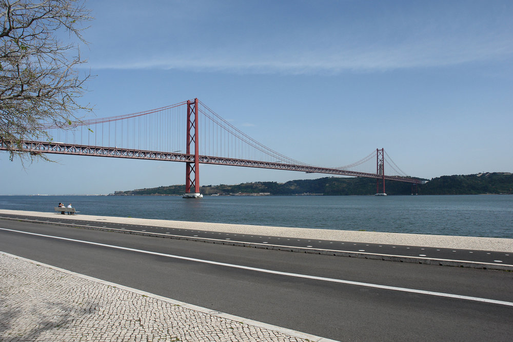 مسابقه معماری سایت یادبود